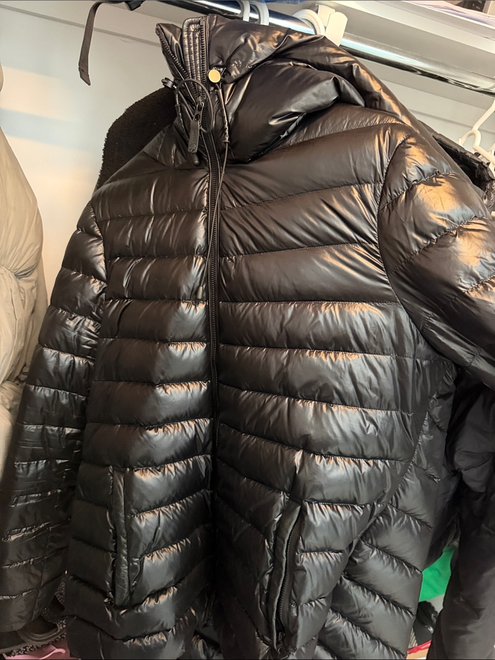 RUDSAK Black Glossy Quilted Puffer Jacket – Size XL
